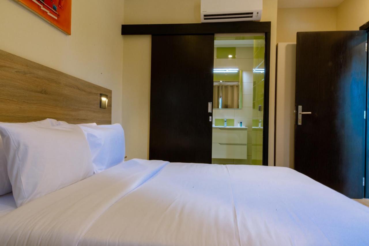 Silver Moon Hotel Abidżan Zewnętrze zdjęcie