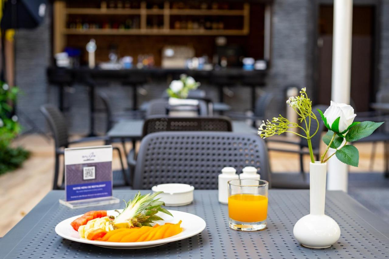 Silver Moon Hotel Abidżan Zewnętrze zdjęcie