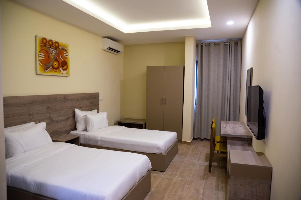 Silver Moon Hotel Abidżan Zewnętrze zdjęcie