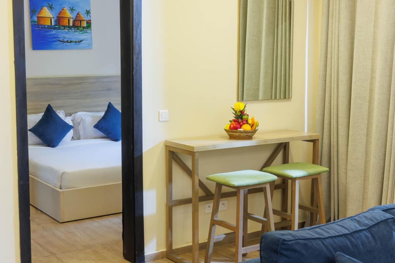 Silver Moon Hotel Abidżan Zewnętrze zdjęcie